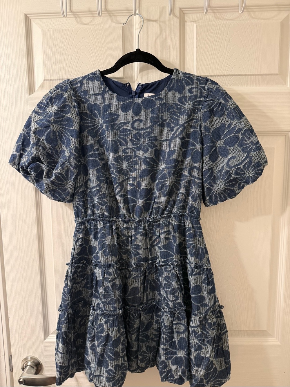 Women’s Blue Floral Puff-Sleeve Dress